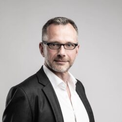 Holg-93-Ausschnitt-1891x2048-1-951x1030